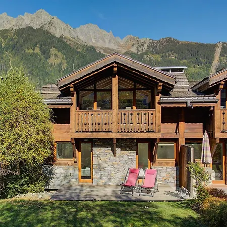 Chalet D'Olivier, Alpes Agency, Les Praz, Chamonix, Sleeps 8-2